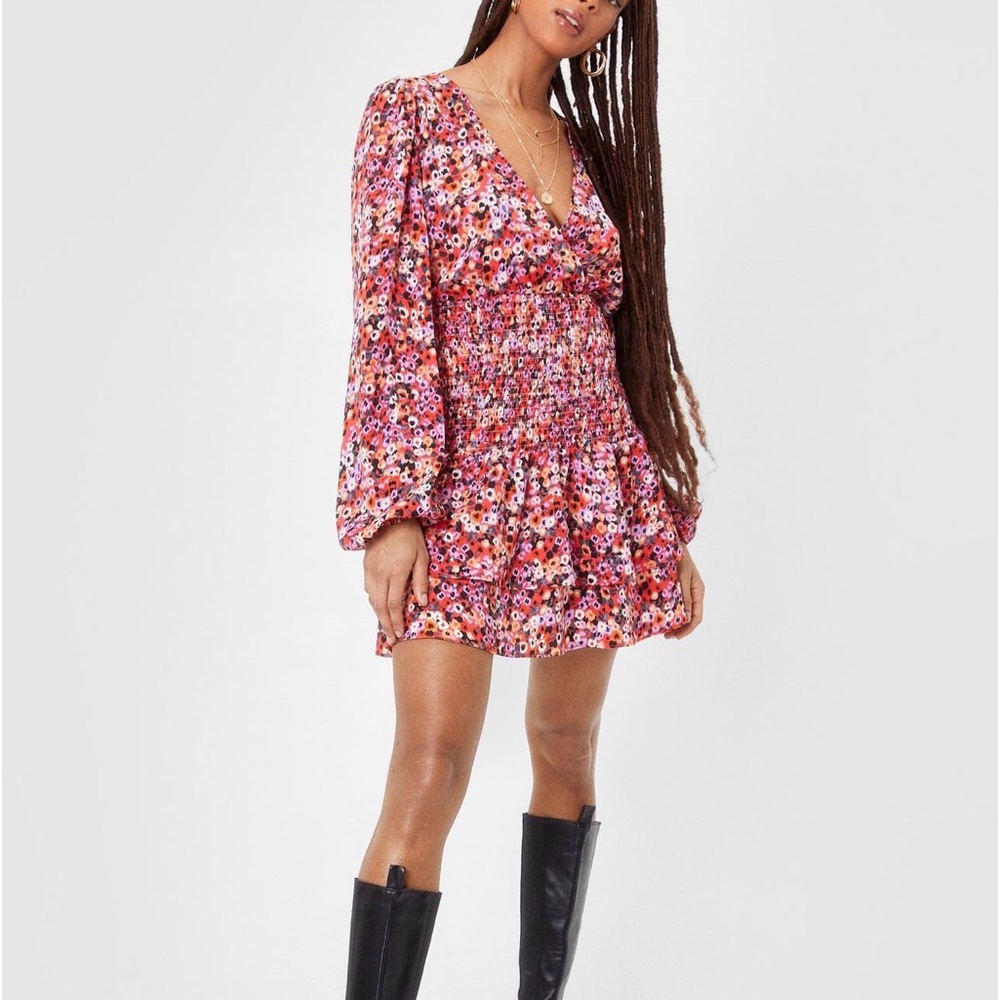NASTY GALS FLOWER PRINT MINI DRESS - US SIZE 2 BRAND NEW WITH TAG